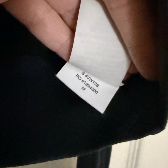 Vuori daydream crew black medium ✨ excellent - Picture 3 of 4